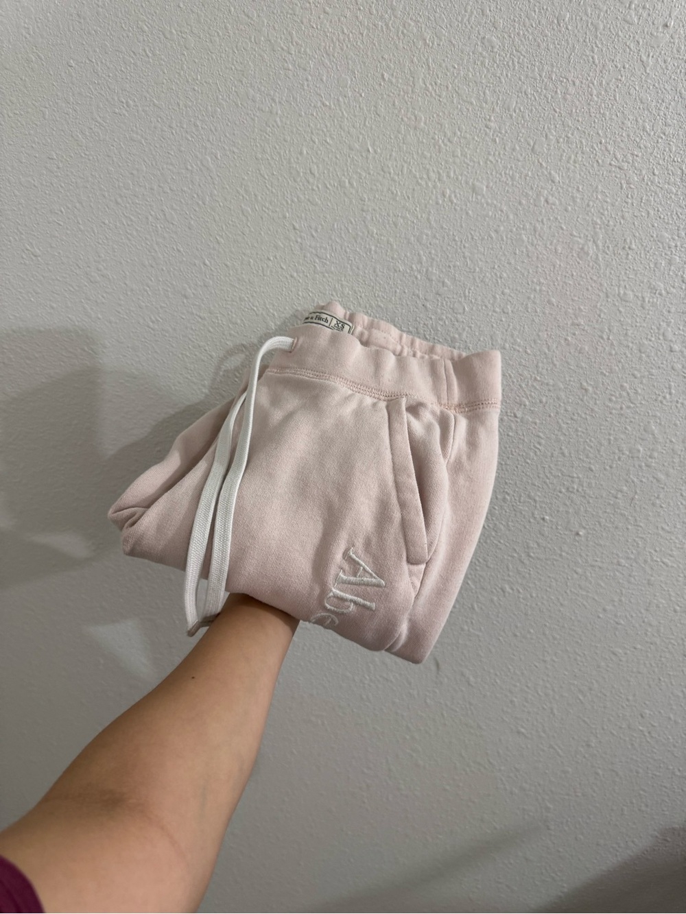 Abercrombie & fitch pink sweatpants - Picture 1 of 3